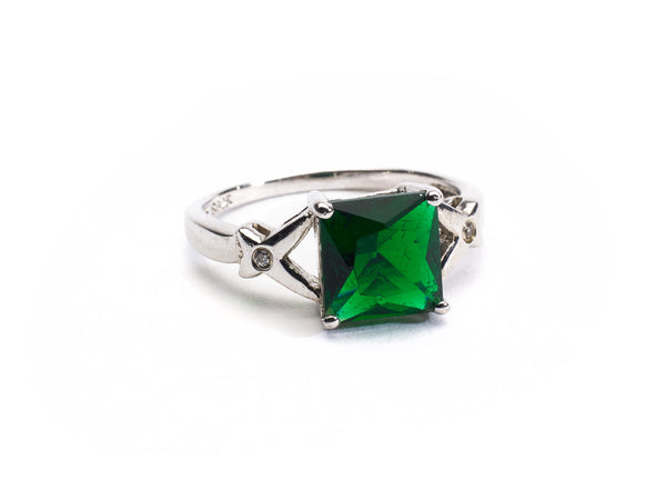 Mini Botanical Ring